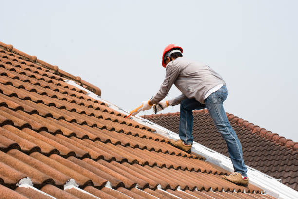 Fast & Reliable Emergency Roof Repairs in West Little River, FL